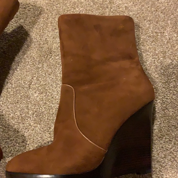 Real Suede Cognac booties - Picture 8 of 9